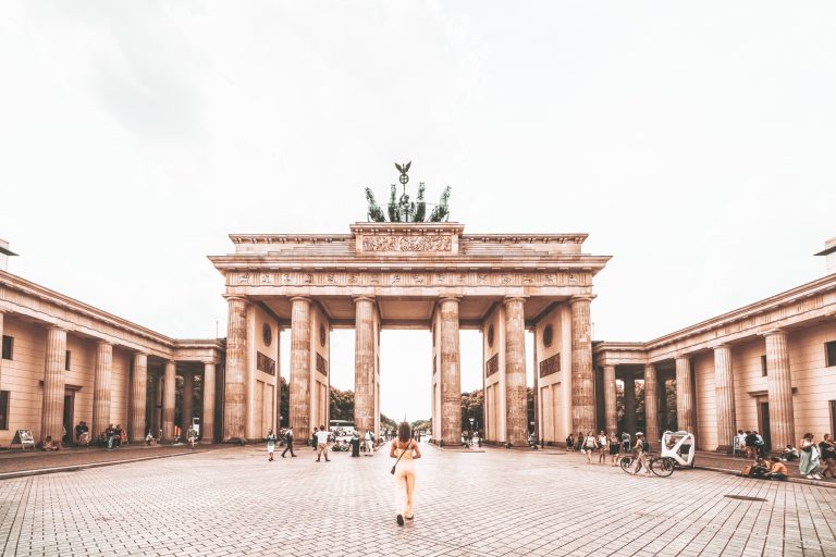 Discovering the 5 iconic highlights when traveling solo to Berlin, Germany.